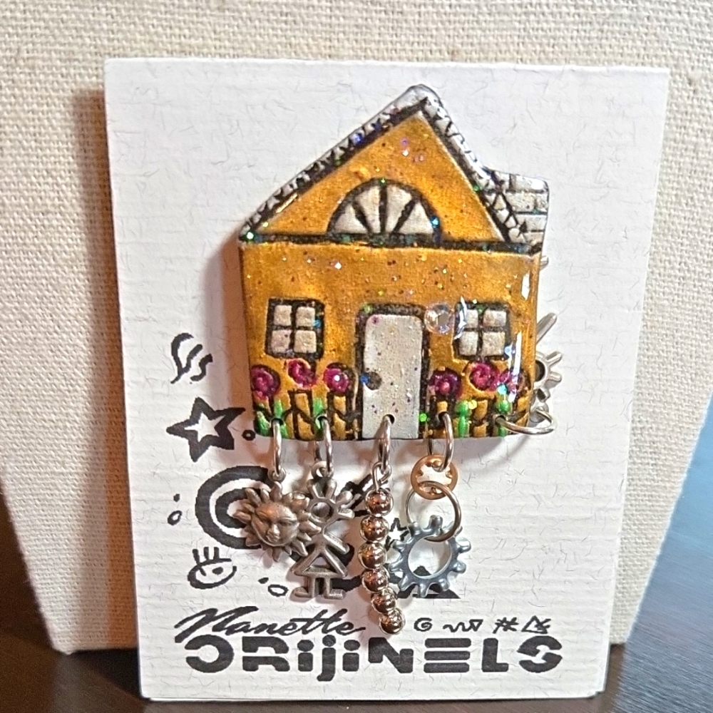'Family' Nanette Orijinels Handmade Polymer Clay Brooch